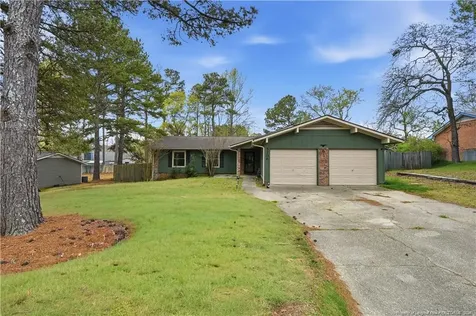 5706 Lochness Court Fayetteville NC 28304