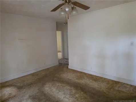 407 North Edinborough Street Red Springs NC 28377