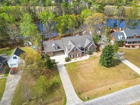 417 Foxwood Drive Hope Mills NC 28348