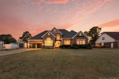 1214 Four Wood Drive Fayetteville NC 28312