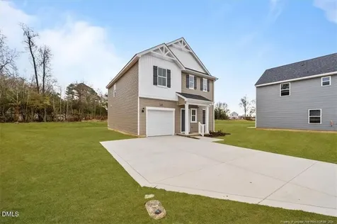 128 Stout Landing Dunn NC 28334