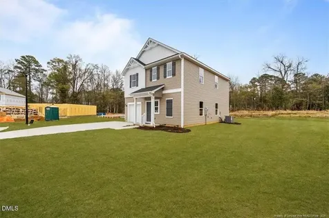 128 Stout Landing Dunn NC 28334