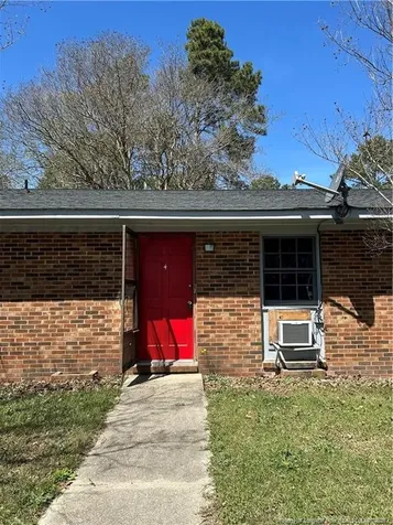 710 S Bethel Road Raeford NC 28376