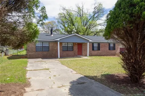 1879 Frankie Avenue Fayetteville NC 28304
