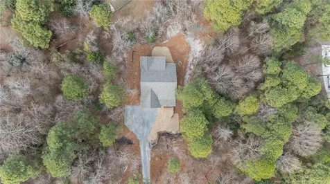 148 Cardinal Lane West End NC 27376