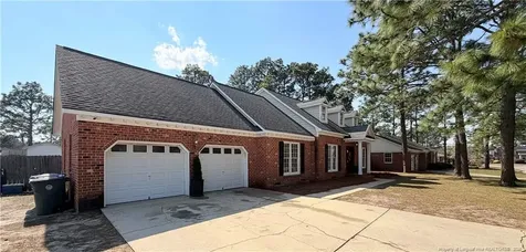 2106 Clinchfield Drive Fayetteville NC 28304