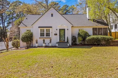 322 Circle Drive Fayetteville NC 28305