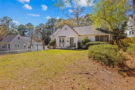 322 Circle Drive Fayetteville NC 28305
