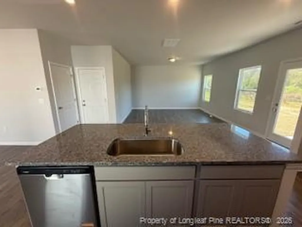79 Stout Landing Dunn NC 28334