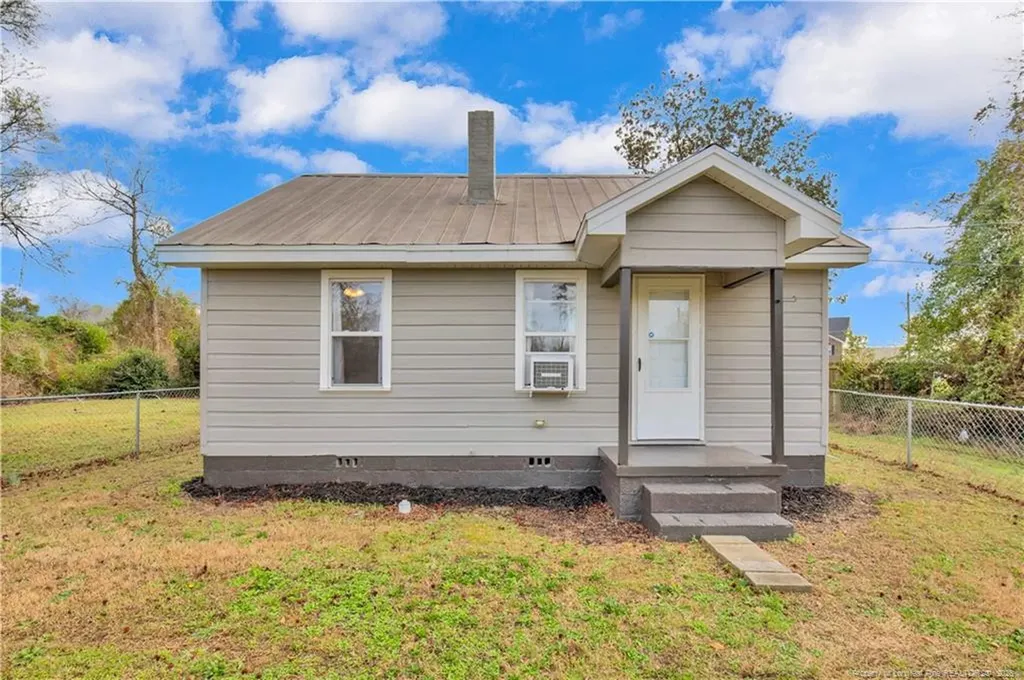 326 Hawley Lane Fayetteville NC 28301