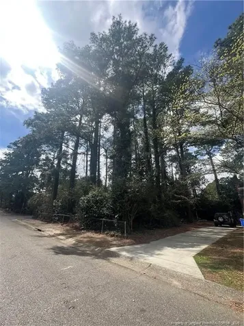 306 Woodcrest Road Fayetteville NC 28305