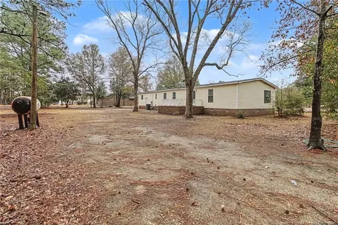 1512 Seabrook School Road Fayetteville NC 28312