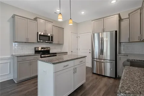 109 E 6th Avenue Raeford NC 28376