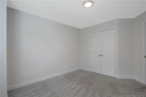 109 E 6th Avenue Raeford NC 28376
