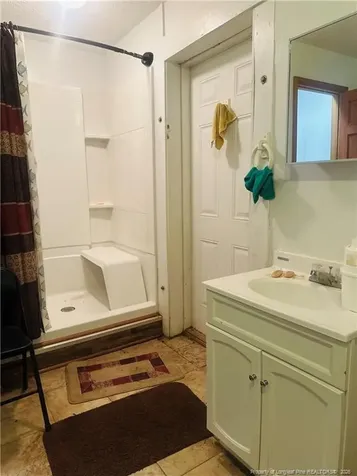 528 N 5th Street Saint Pauls NC 28384