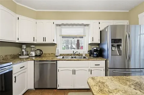 208 Kyra Lane Maxton NC 28364