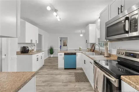 5587 Ashgrove Drive Fayetteville NC 28311