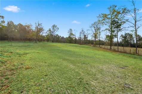 449 Montrose Road Raeford NC 28376