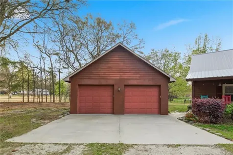 449 Montrose Road Raeford NC 28376