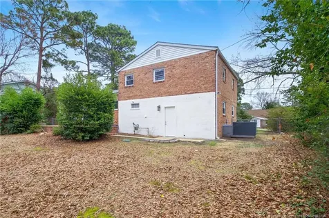 1834 Wendover Drive Fayetteville NC 28304