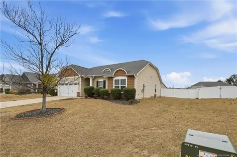 601 Collinwood Drive Raeford NC 28376