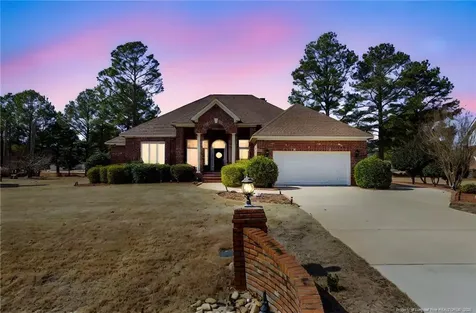 1226 Four Wood Drive Fayetteville NC 28312