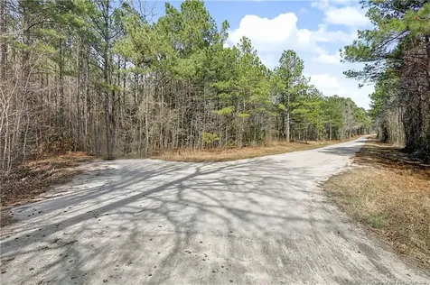 632 Creeksville Church Road Spring Lake NC 28390