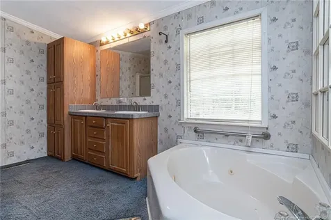 210 E Pierce Street Warsaw NC 28398