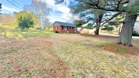 5309 Tobacco Road Orrum NC 28369