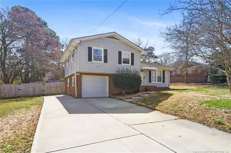 7102 Ryan Street Fayetteville NC 28314