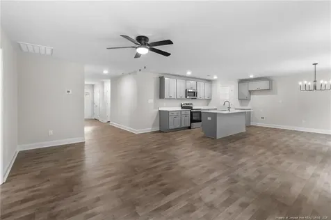 7806 Iron Court Fayetteville NC 28306