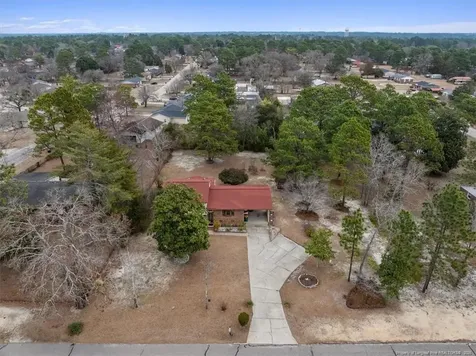 5828 Fairway Drive Hope Mills NC 28348