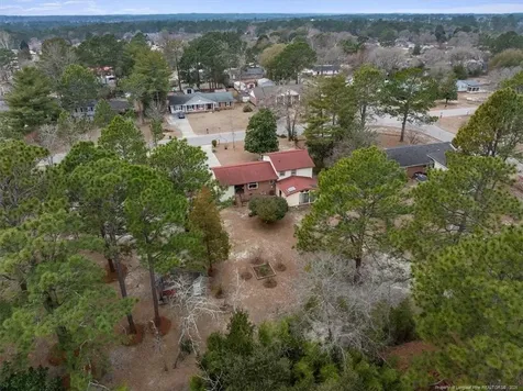 5828 Fairway Drive Hope Mills NC 28348