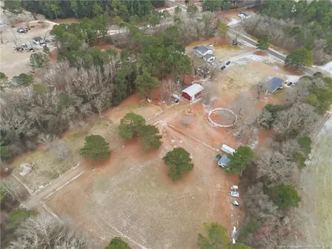 732 County Line Road Roseboro NC 28382