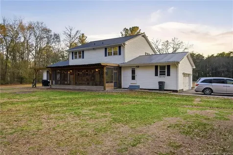 732 County Line Road Roseboro NC 28382