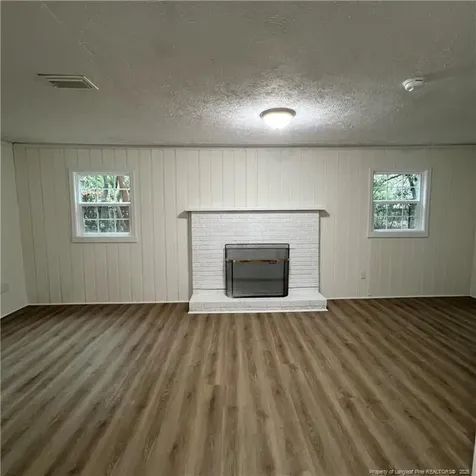1005 S Pine Street Laurinburg NC 28352