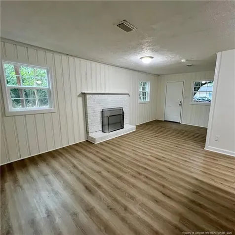 1005 S Pine Street Laurinburg NC 28352