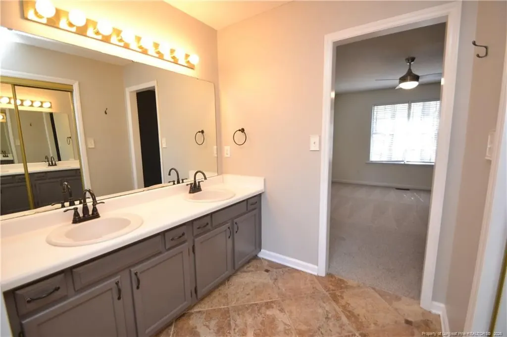 4208 Loon Lane Raleigh NC 27616