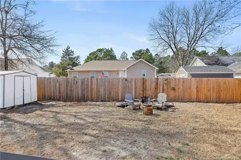 130 Pecan Lane Aberdeen NC 28315