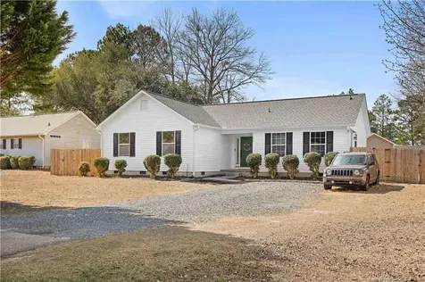 130 Pecan Lane Aberdeen NC 28315