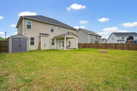 5726 Pondhaven Drive Fayetteville NC 28314