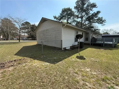 1794 Michelle Court Fayetteville NC 28304