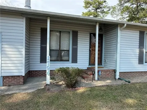 1794 Michelle Court Fayetteville NC 28304