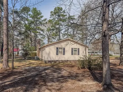575 Veterans Road Saint Pauls NC 28384