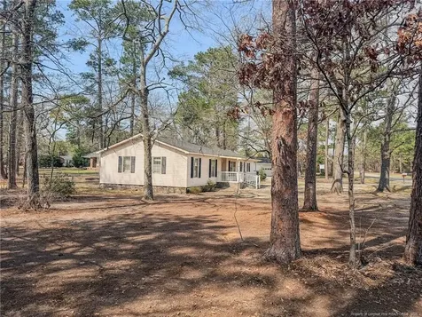 575 Veterans Road Saint Pauls NC 28384