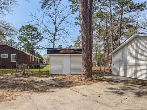 575 Veterans Road Saint Pauls NC 28384