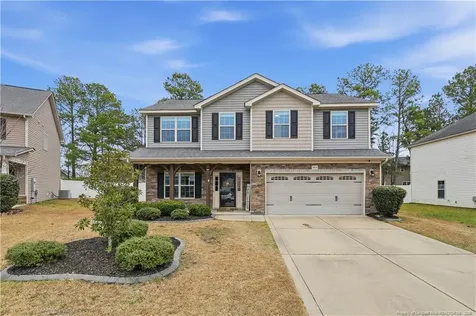 2813 Deepwater Court Fayetteville NC 28306