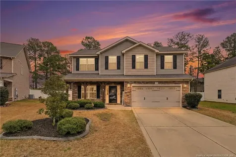 2813 Deepwater Court Fayetteville NC 28306