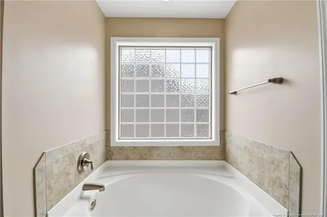 2813 Deepwater Court Fayetteville NC 28306