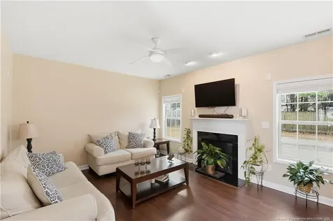 2813 Deepwater Court Fayetteville NC 28306